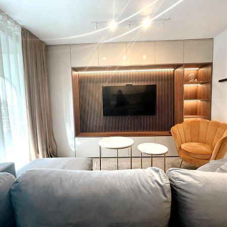 Apartment In Central Dubrovnik With Private Parking Екстер'єр фото